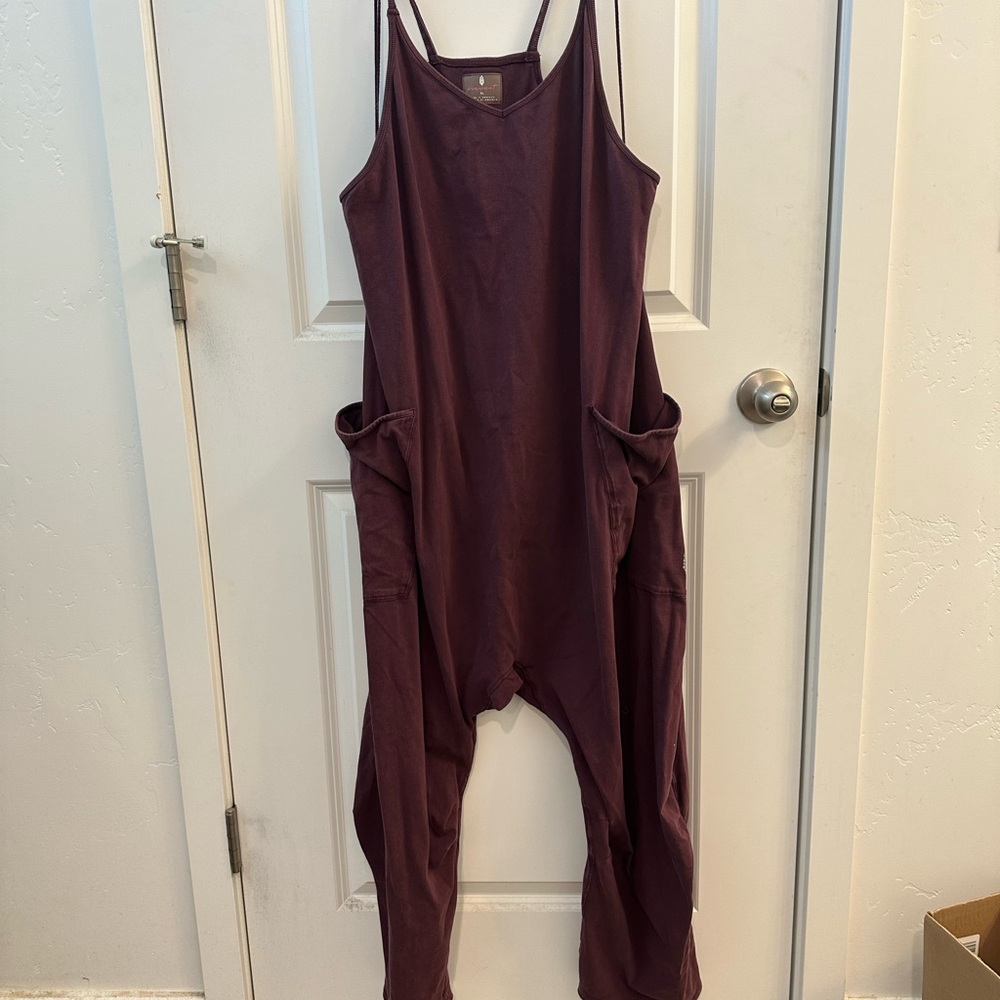 FP hotshot onesie - maroon